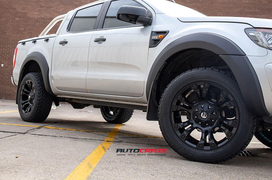 FORD-RANGER-VAPOR-MATTE-BLACK